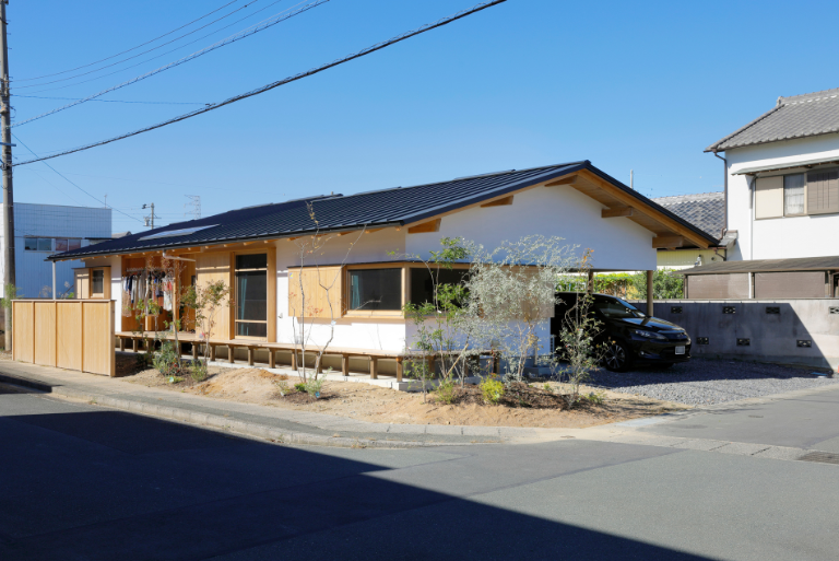 大きな窓と畳がある家　浜松